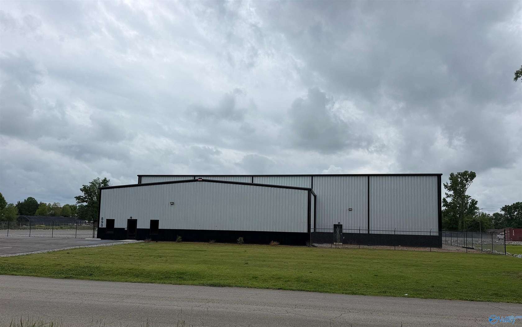 4.6 Acres of Improved Commercial Land for Sale in Huntsville, Alabama