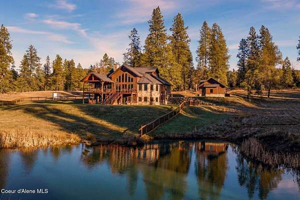 140 Acres of Land with Home for Sale in Plummer, Idaho