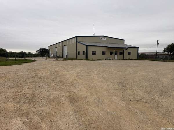 3.54 Acres of Improved Commercial Land for Lease in Pleasanton, Texas