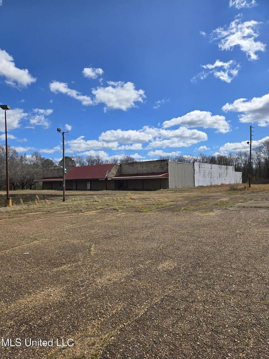 4.65 Acres of Improved Commercial Land for Sale in Jackson, Mississippi