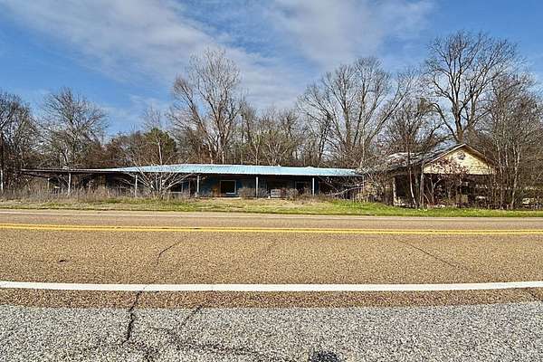 1.66 Acres of Commercial Land for Sale in Garland, Arkansas