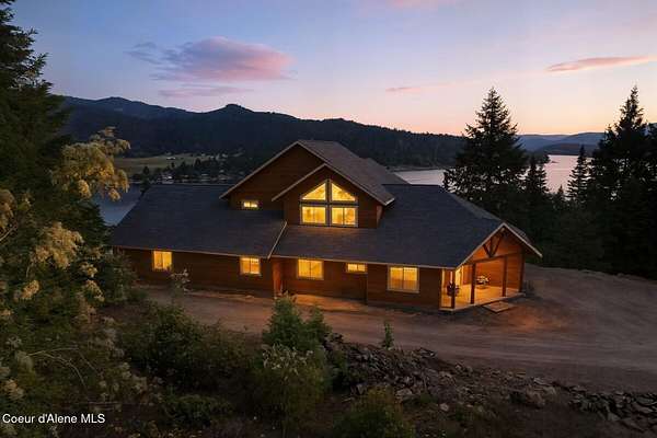 21.8 Acres of Recreational Land with Home for Sale in Priest River, Idaho