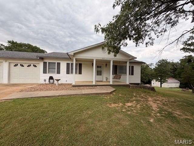 9.4 Acres of Land with Home for Sale in Poplar Bluff, Missouri