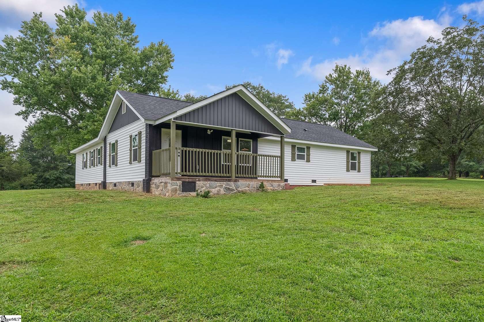 2.72 Acres of Land with Home for Sale in Wellford, South Carolina