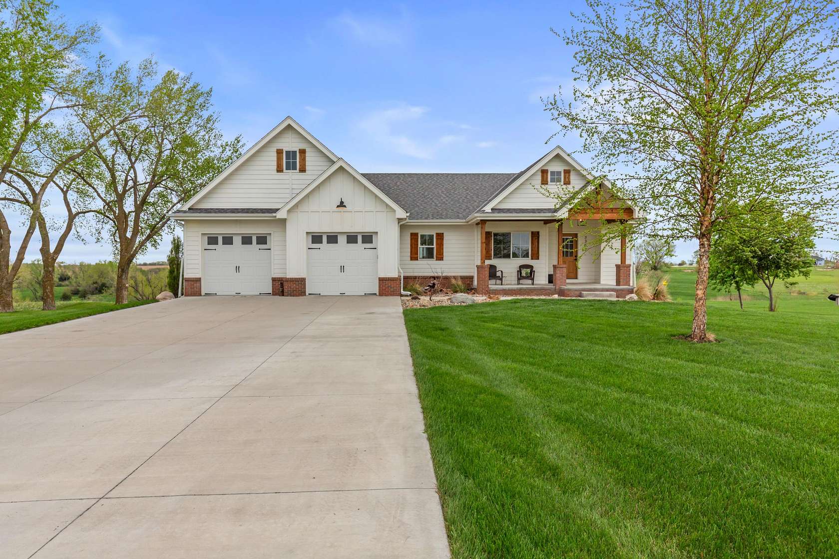 3.76 Acres of Land with Home for Sale in Missouri Valley, Iowa