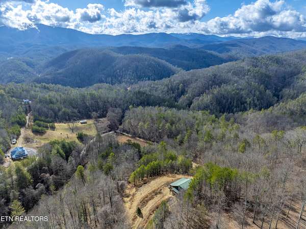 7.14 Acres of Residential Land for Sale in Del Rio, Tennessee