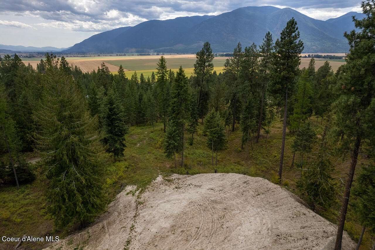 10 Acres of Residential Land for Sale in Bonners Ferry, Idaho
