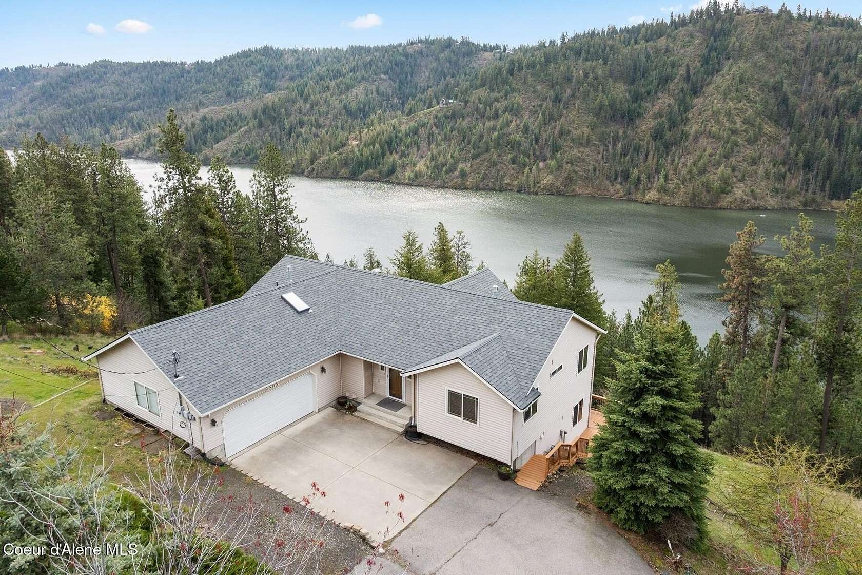 2.46 Acres of Land with Home for Sale in Coeur d'Alene, Idaho