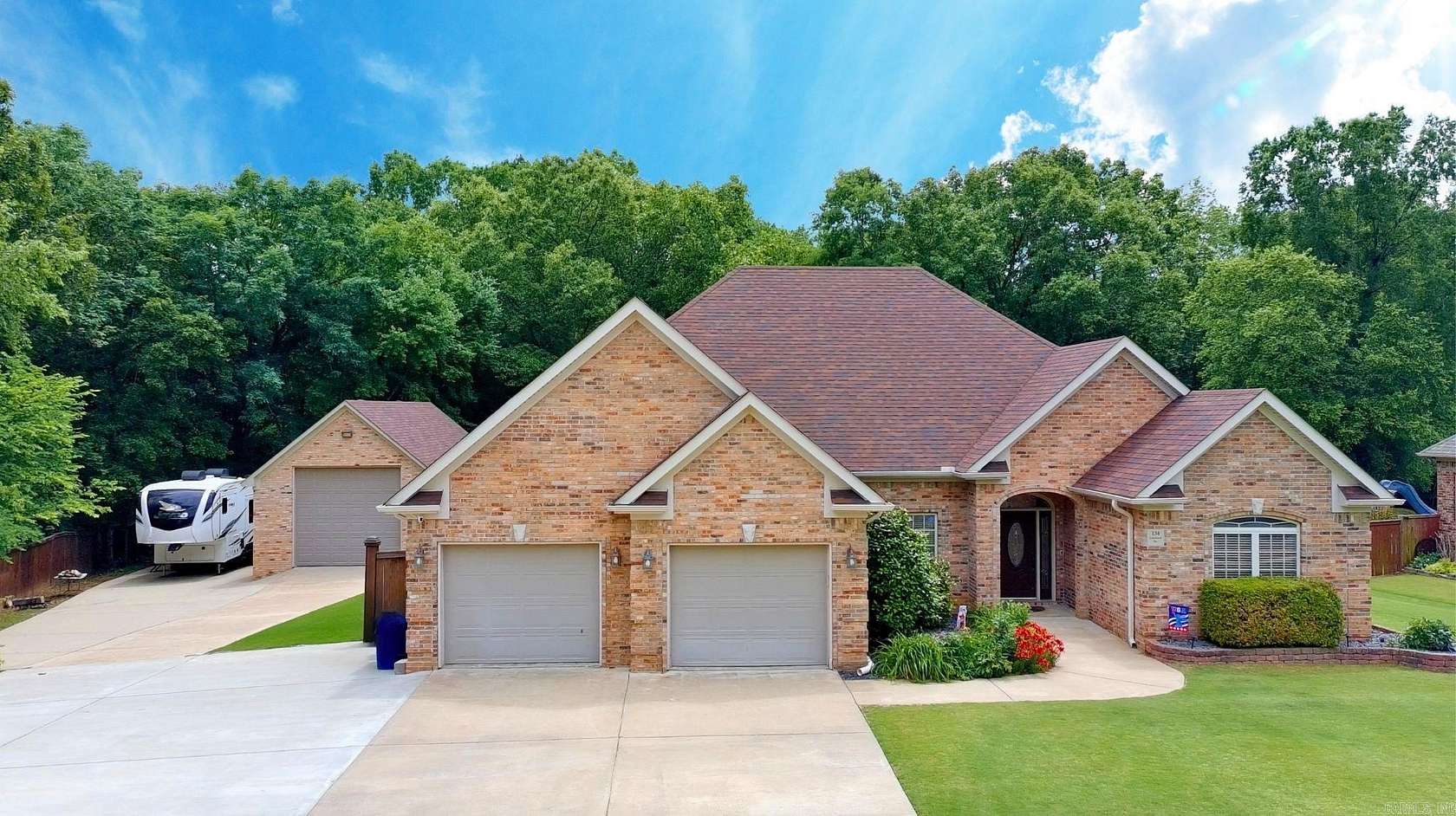 1.75 Acres of Land with Home for Sale in Cabot, Arkansas