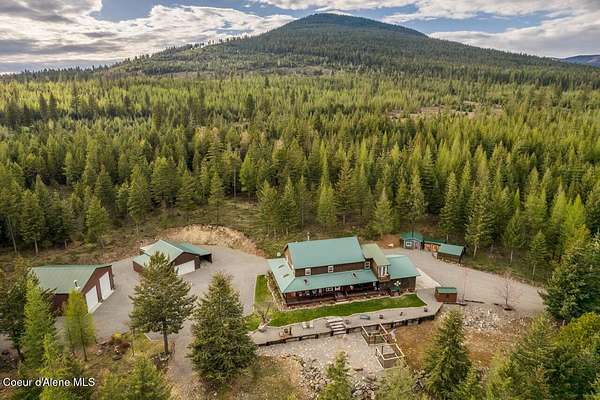 15 Acres of Recreational Land with Home for Sale in Bonners Ferry, Idaho