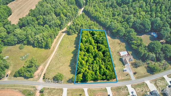 1.59 Acres of Residential Land for Sale in Lincolnton, North Carolina