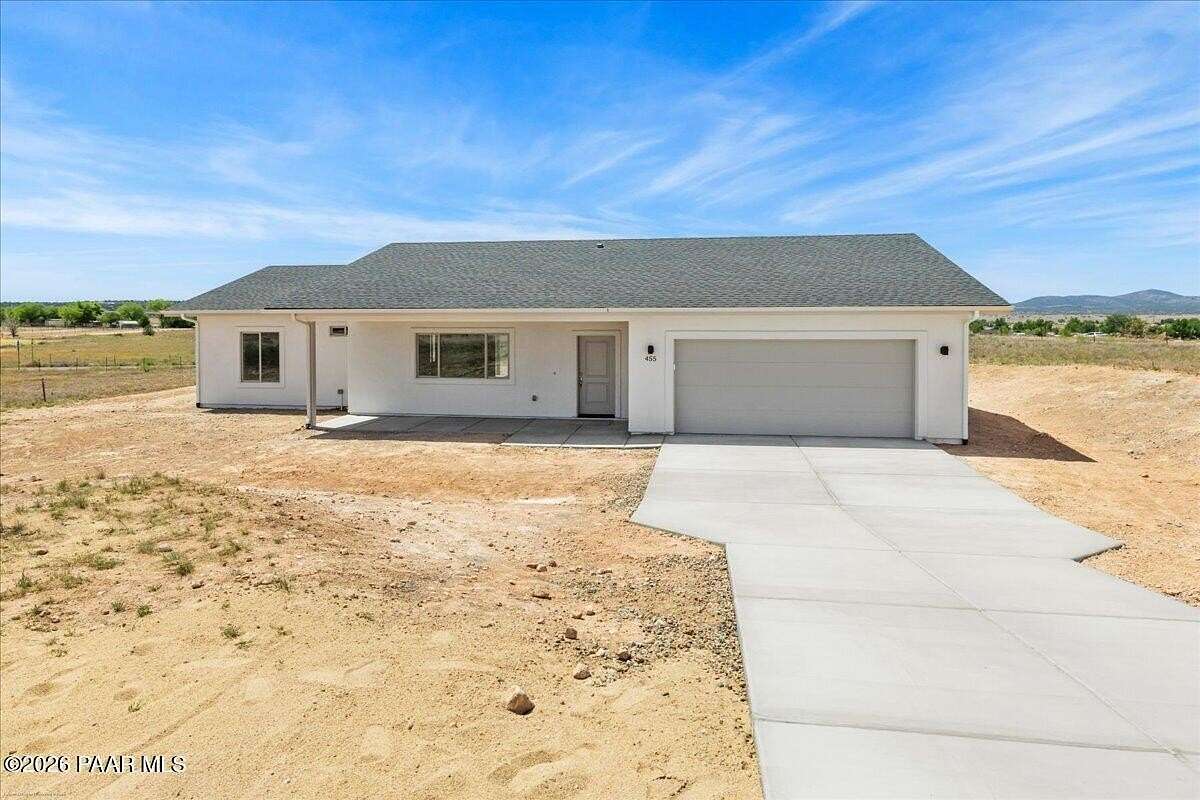2 Acres of Land with Home for Sale in Paulden, Arizona
