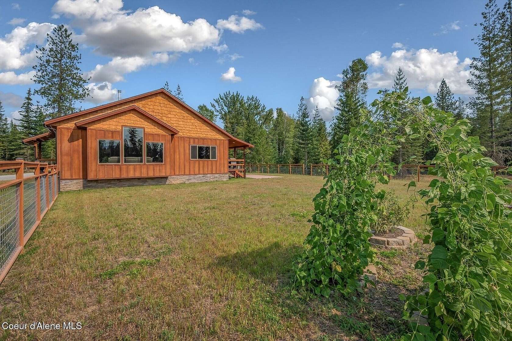 20 Acres of Land with Home for Sale in Sandpoint, Idaho
