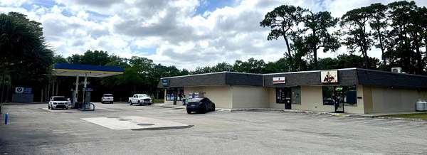 2.89 Acres of Improved Commercial Land for Sale in Port St. Lucie, Florida