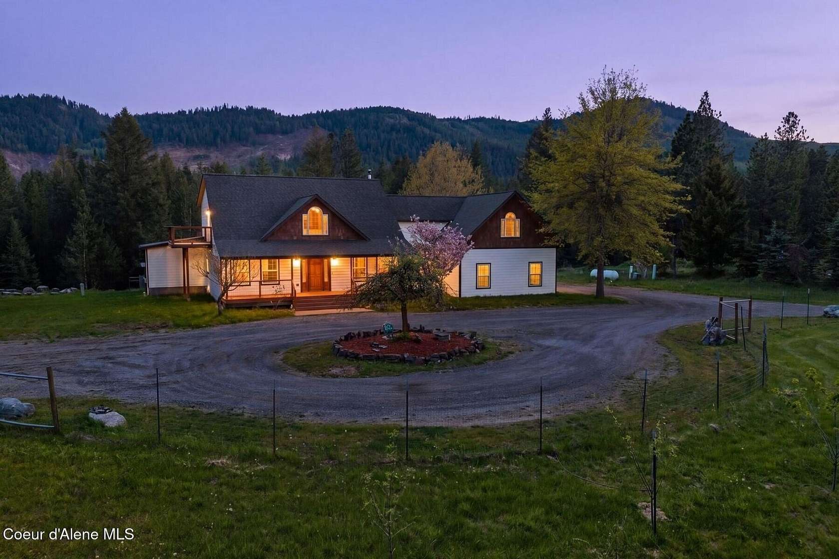 5 Acres of Land with Home for Sale in Sagle, Idaho