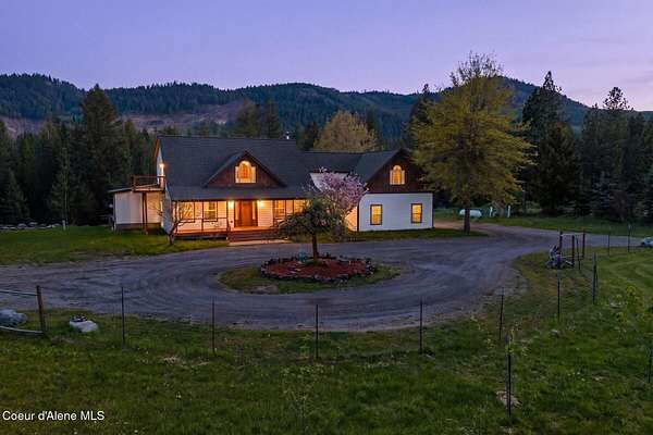 5 Acres of Land with Home for Sale in Sagle, Idaho