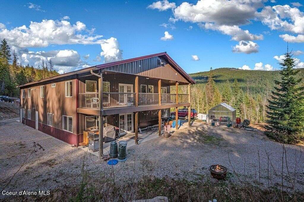 10 Acres of Land with Home for Sale in Sandpoint, Idaho