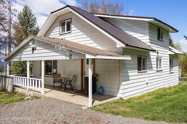2 Acres of Land with Home for Sale in Sagle, Idaho