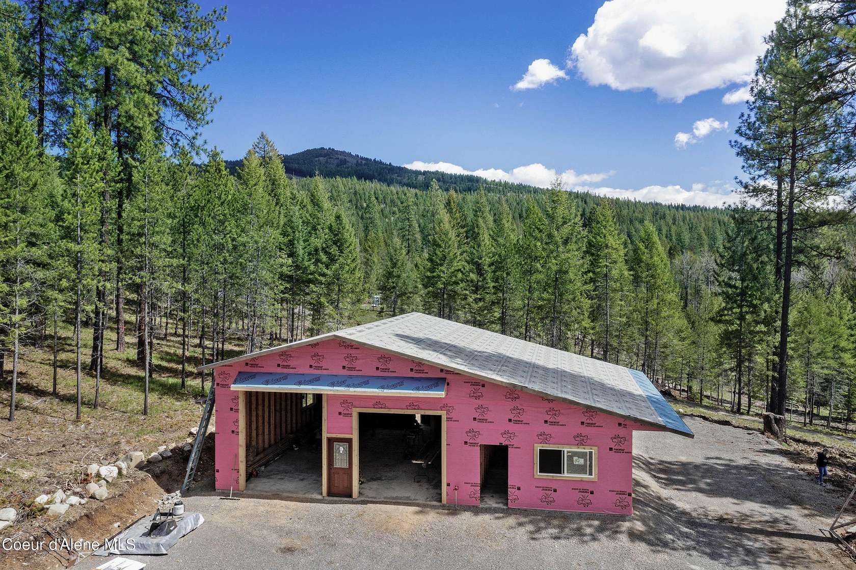 8 Acres of Land with Home for Sale in Sagle, Idaho