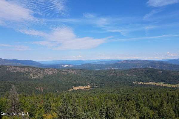 10 Acres of Land for Sale in Laclede, Idaho