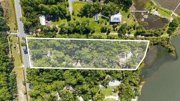 2.19 Acres of Residential Land for Sale in Apalachicola, Florida