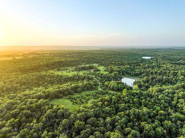 180 Acres of Land for Sale in Lamar, Oklahoma