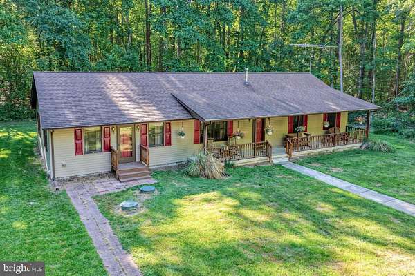 13.5 Acres of Land with Home for Sale in Felton, Delaware