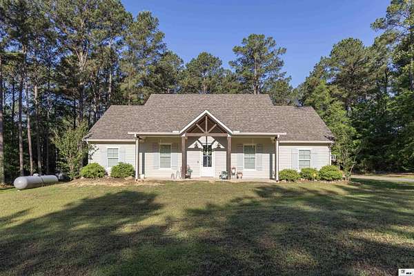 1.79 Acres of Land with Home for Sale in Choudrant, Louisiana
