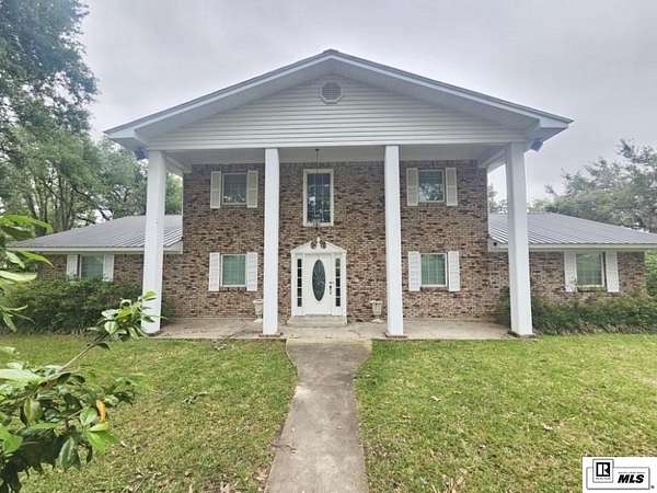4 Acres of Land with Home for Sale in Oak Ridge, Louisiana
