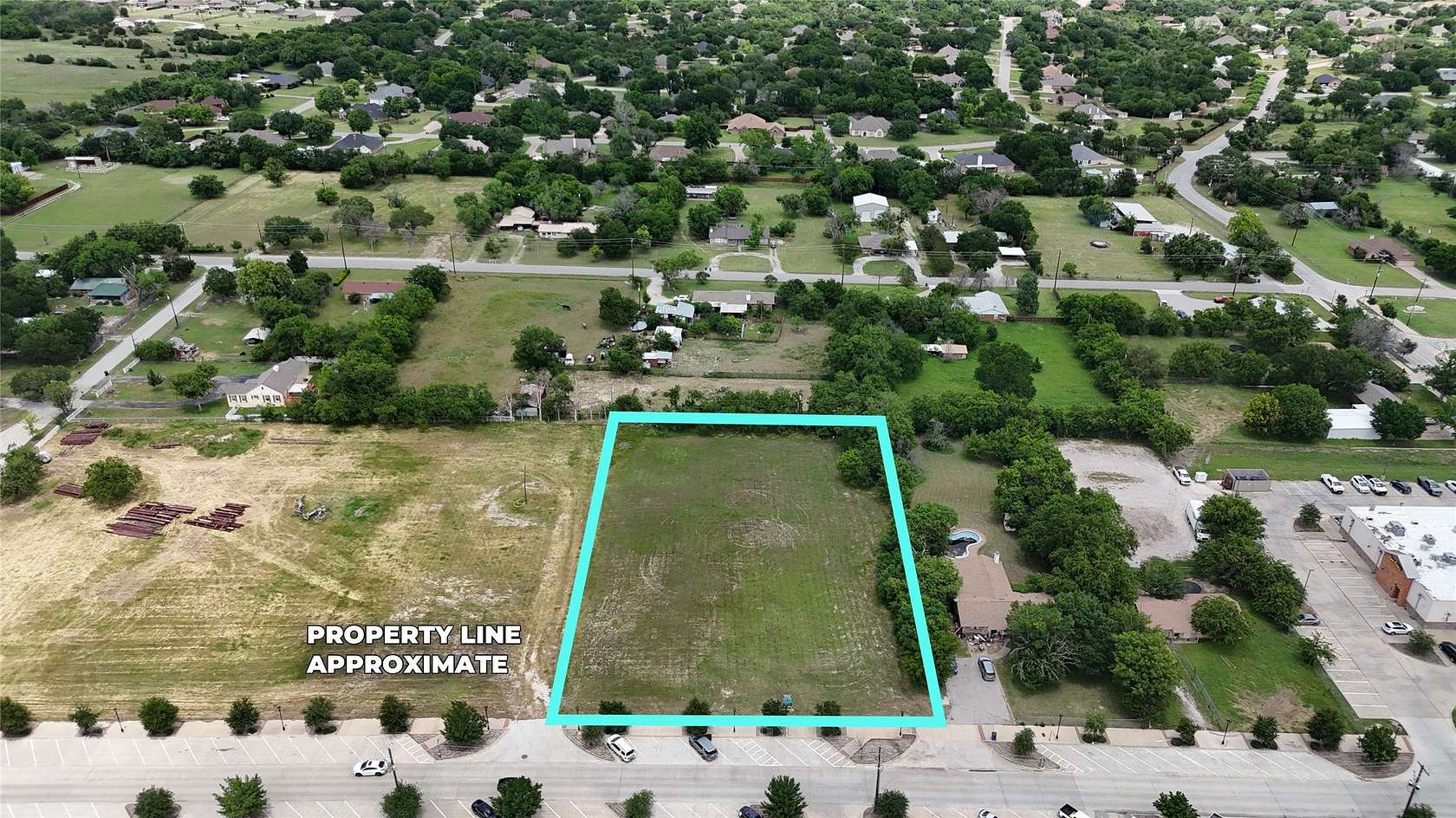 1.42 Acres of Commercial Land for Sale in Hudson Oaks, Texas
