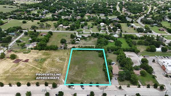 1.42 Acres of Commercial Land for Sale in Hudson Oaks, Texas