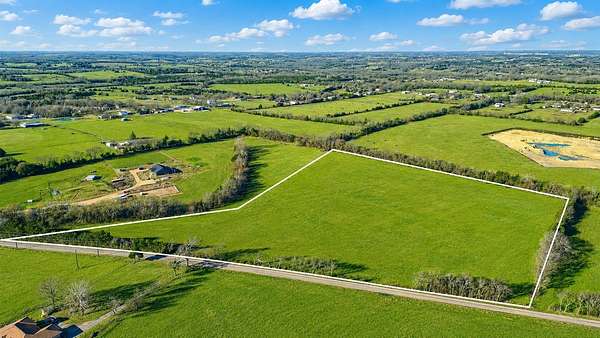 11.2 Acres of Recreational & Residential Land for Sale in Sherman, Texas