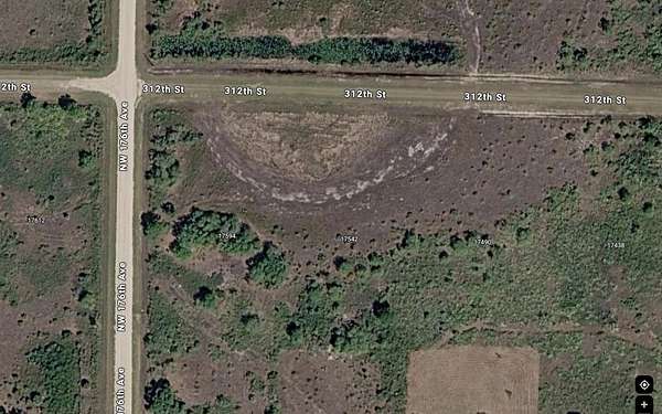 1.5 Acres of Residential Land for Sale in Okeechobee, Florida
