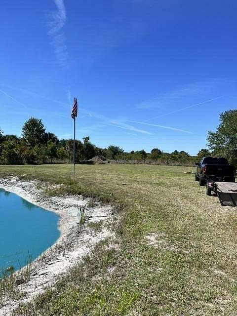 1.5 Acres of Residential Land for Sale in Okeechobee, Florida