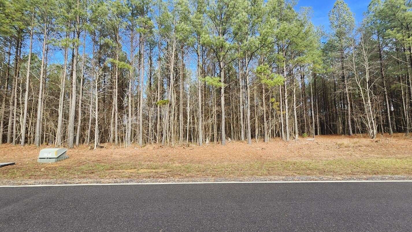 1.86 Acres of Residential Land for Sale in Jasper, Tennessee