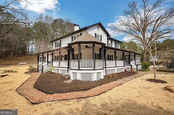 3.67 Acres of Land with Home for Sale in Fayetteville, Georgia