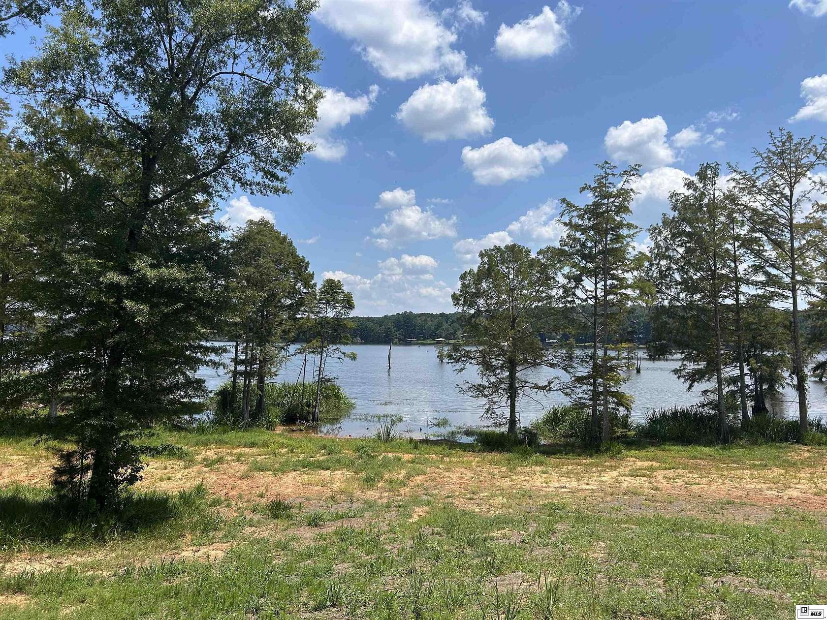 2.27 Acres of Residential Land for Sale in Farmerville, Louisiana