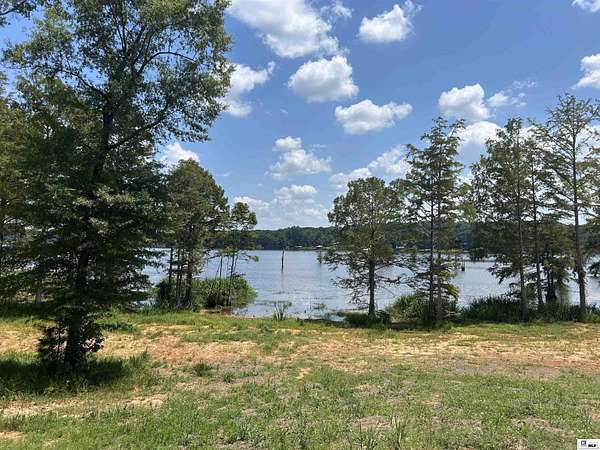 2.27 Acres of Residential Land for Sale in Farmerville, Louisiana