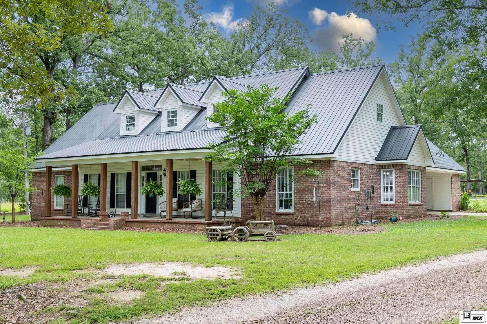 4.5 Acres of Land with Home for Sale in West Monroe, Louisiana