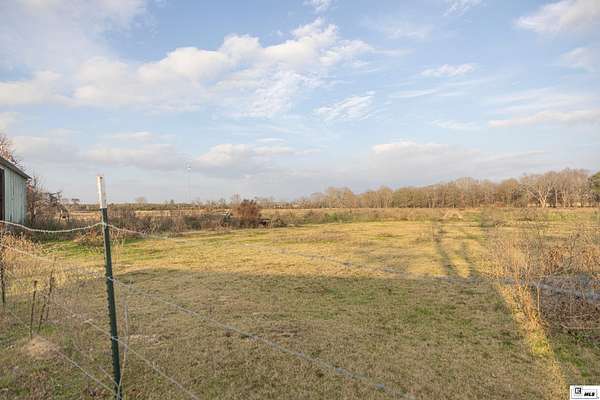 18 Acres of Land for Sale in Oak Grove, Louisiana