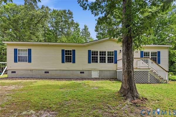 4 Acres of Land with Home for Sale in Amelia Court House, Virginia