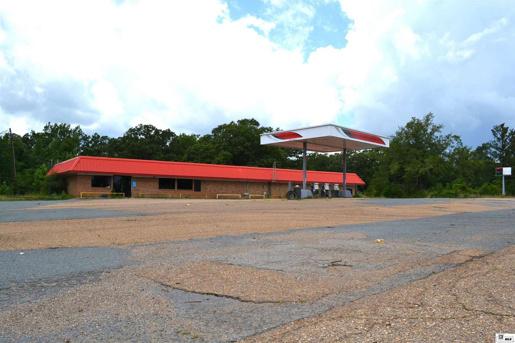 2.27 Acres of Commercial Land for Sale in Athens, Louisiana