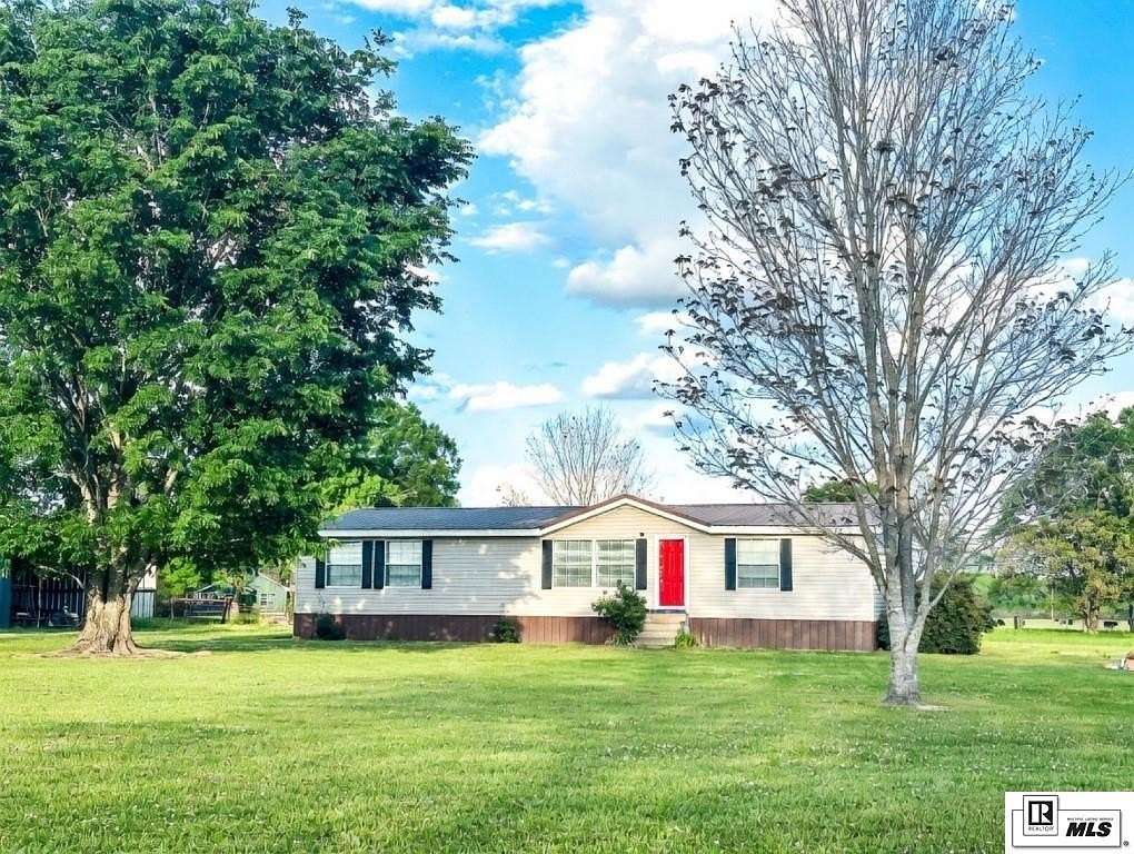 4.86 Acres of Land with Home for Sale in Winnsboro, Louisiana