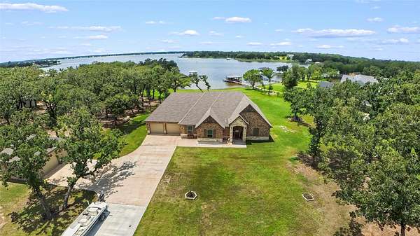 2.75 Acres of Land with Home for Sale in Marquez, Texas