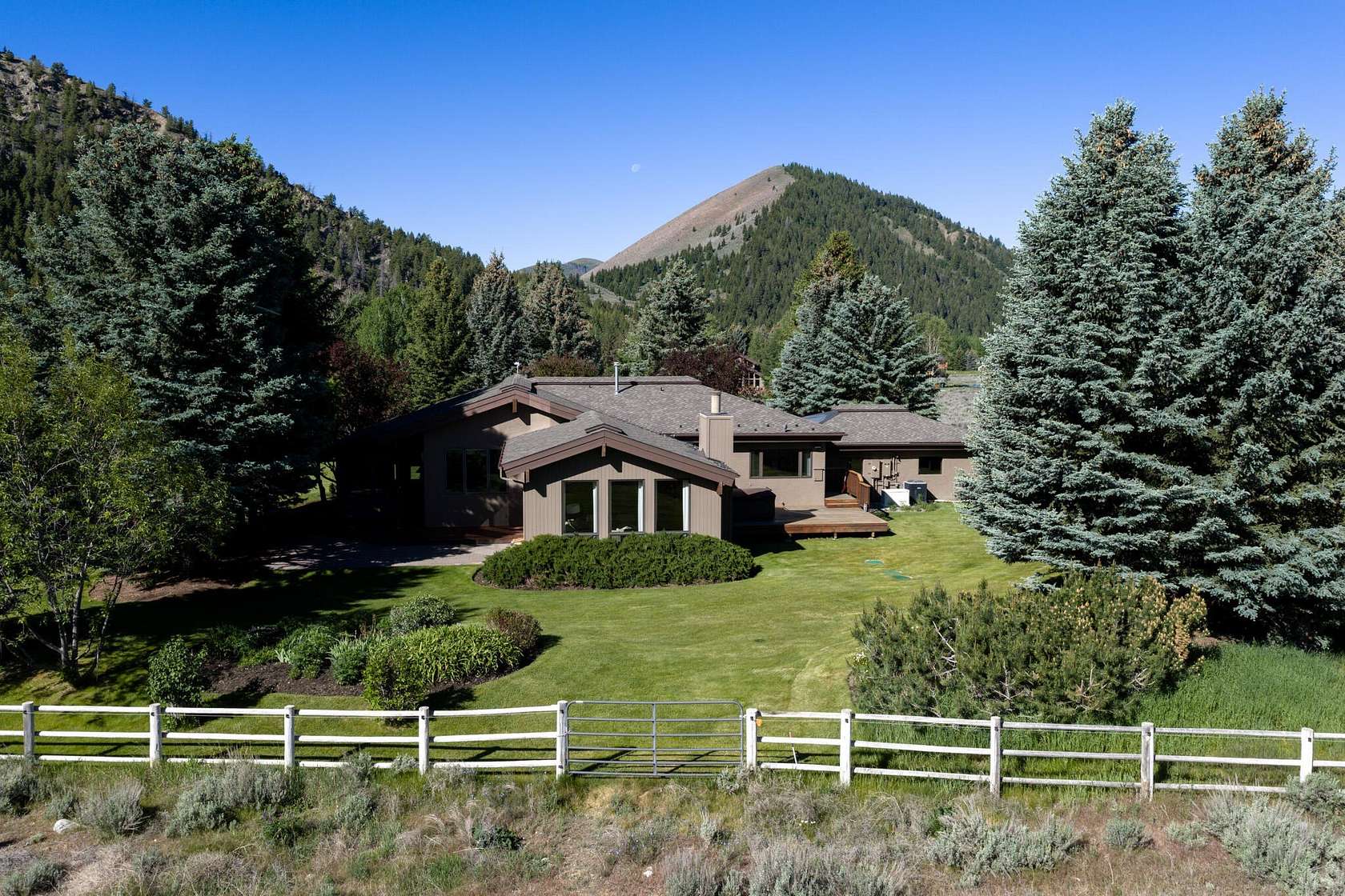 1.67 Acres of Land with Home for Sale in Hailey, Idaho