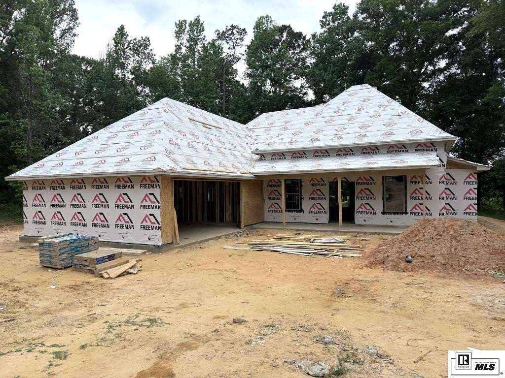 1.9 Acres of Land with Home for Sale in Ruston, Louisiana