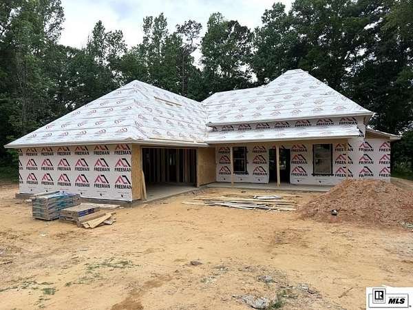 1.9 Acres of Land with Home for Sale in Ruston, Louisiana