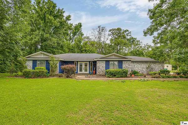 2.8 Acres of Land with Home for Sale in Bastrop, Louisiana