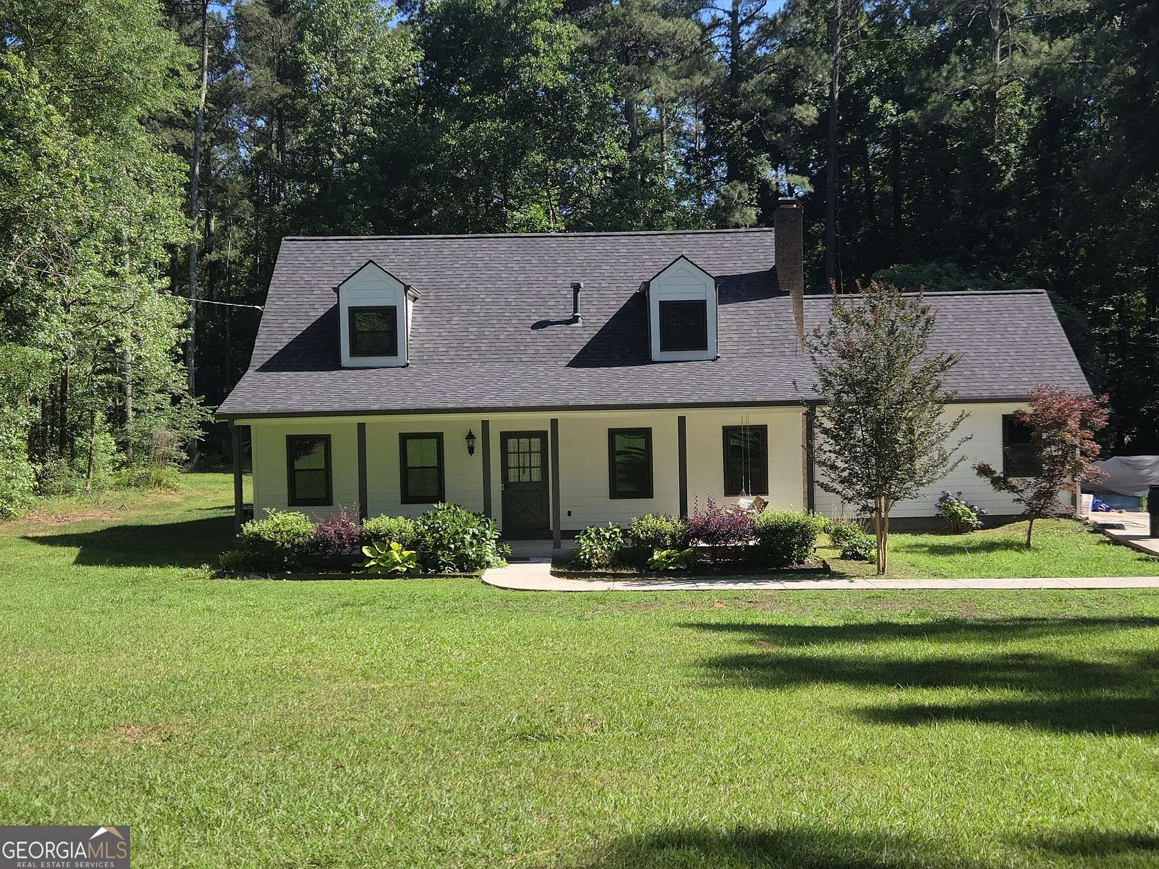 1.5 Acres of Land with Home for Sale in Stockbridge, Georgia