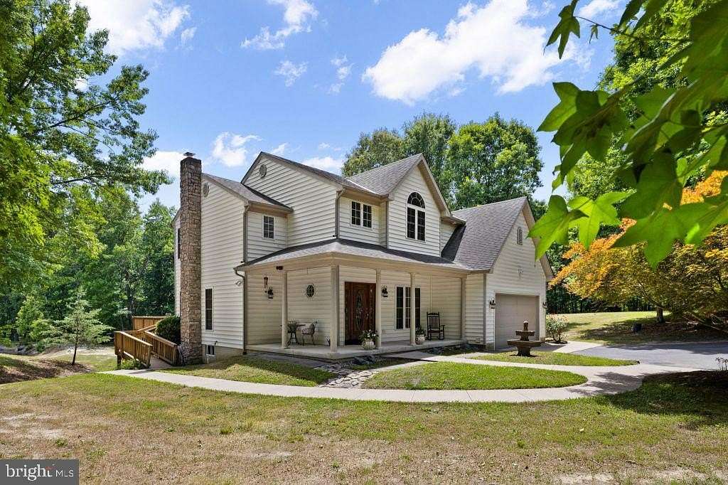 25 Acres of Recreational Land with Home for Sale in Fredericksburg, Virginia